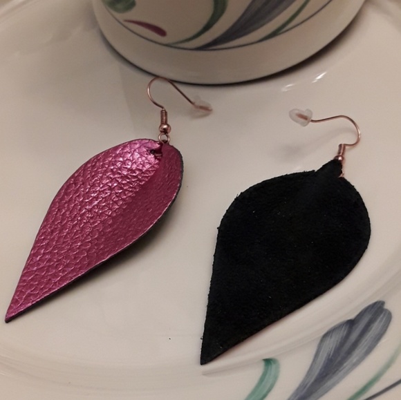i4 NEW Fuchsia Genuine Leather Leaf-Cut - Picture 5 of 7